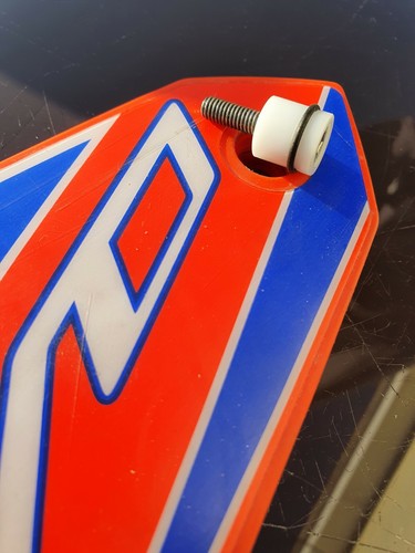 Beta evo airbox lid - ***, bolt